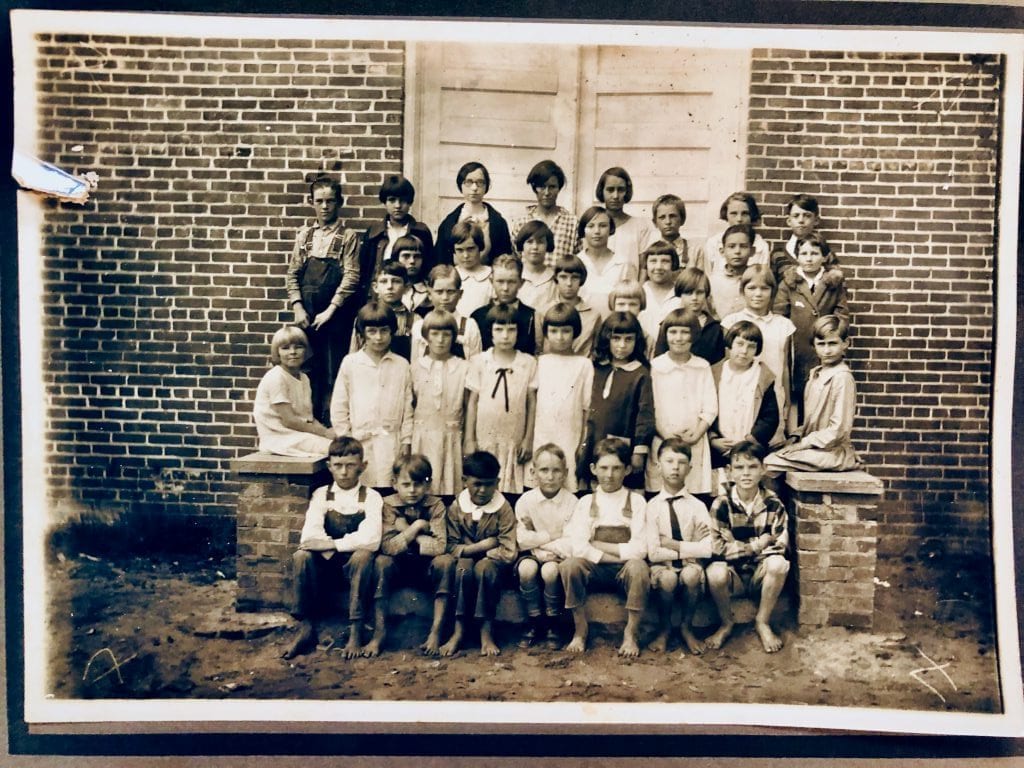 Roberta High School 1927-28 4th grade