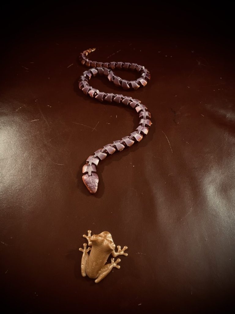 frog v snake